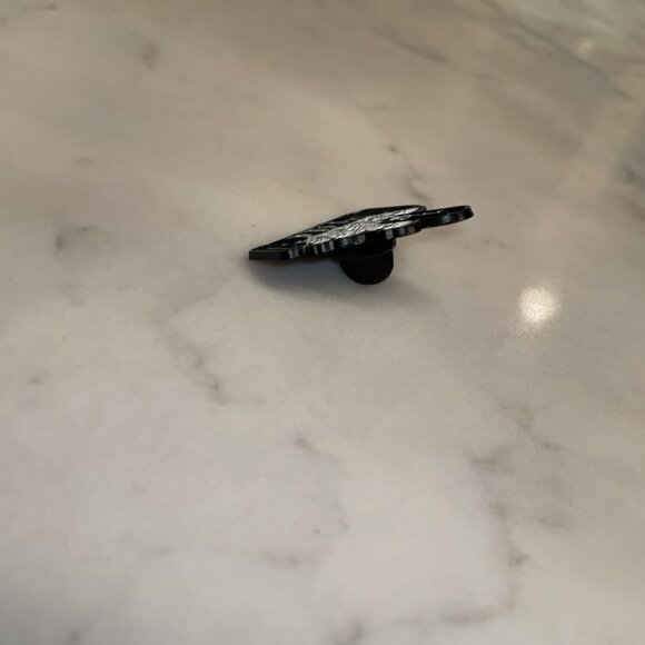 *♪ The Simpsons Treehouse of Horror Skeleton Pin - Creepy Cool *♪ - Picture 2 of 4